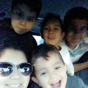 Meet your Posher, Tania